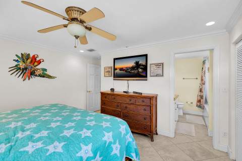 271 3rd Street, Key Colony FL - photo 22 of 37