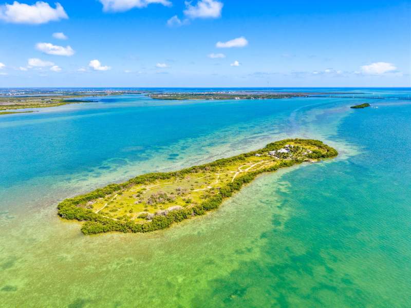 5 bedroom Single Family Residence at 0 Howell Key, Misc Summerland Key (25.0), Summerland Key — photo 4