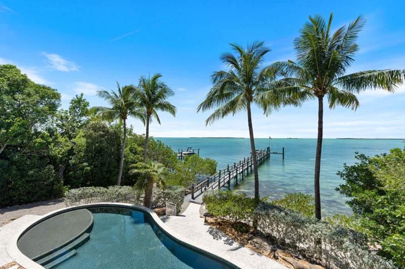 5 bedroom Single Family Residence at 104 Coastal Drive, Coral Coast Corrected Plat (96.0), Key Largo — photo 3