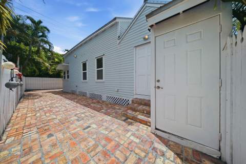 1222 Florida Street, Key West FL - photo 23 of 38