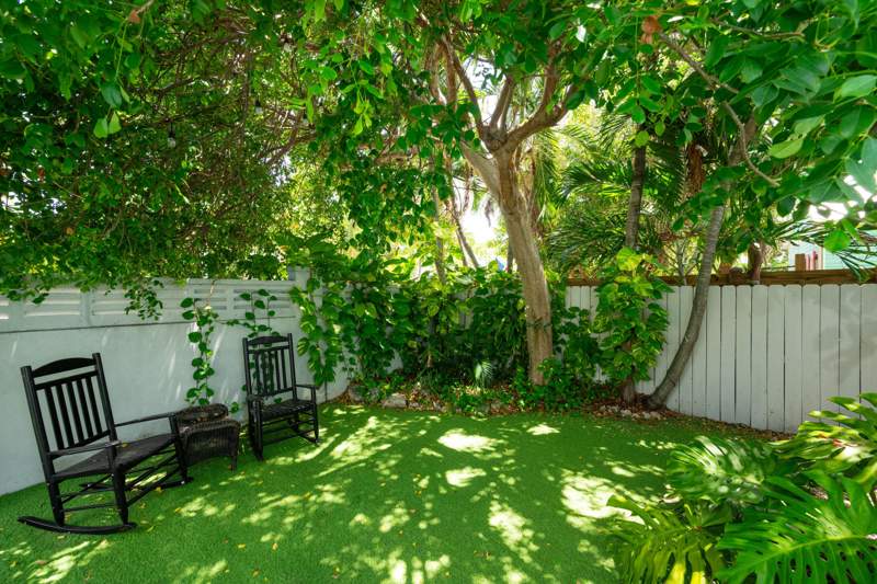 3 bedroom Multi-Units at 1523 Seminary Street, Monroe Investement Co Sub (2.0), Key West — photo 4