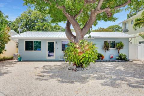 19 SE Marlin Avenue, Key Largo FL - photo 7 of 37