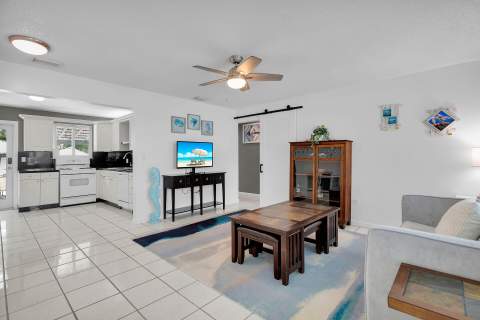 19 SE Marlin Avenue, Key Largo FL - photo 10 of 37