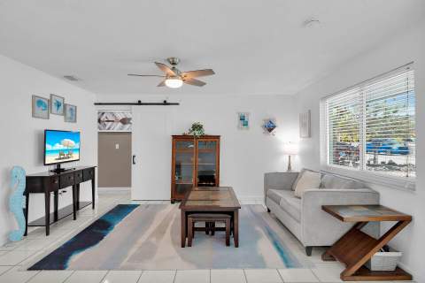 19 SE Marlin Avenue, Key Largo FL - photo 14 of 37