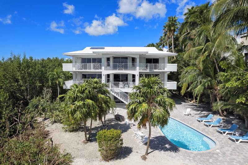 5 bedroom Single Family Residence at 87445 Old Highway, Plant Beach (87.5), Plantation Key — photo 5