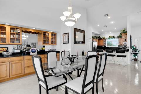 900 Shelter Bay Dr Ocean Drive, Key Colony FL - photo 10 of 73