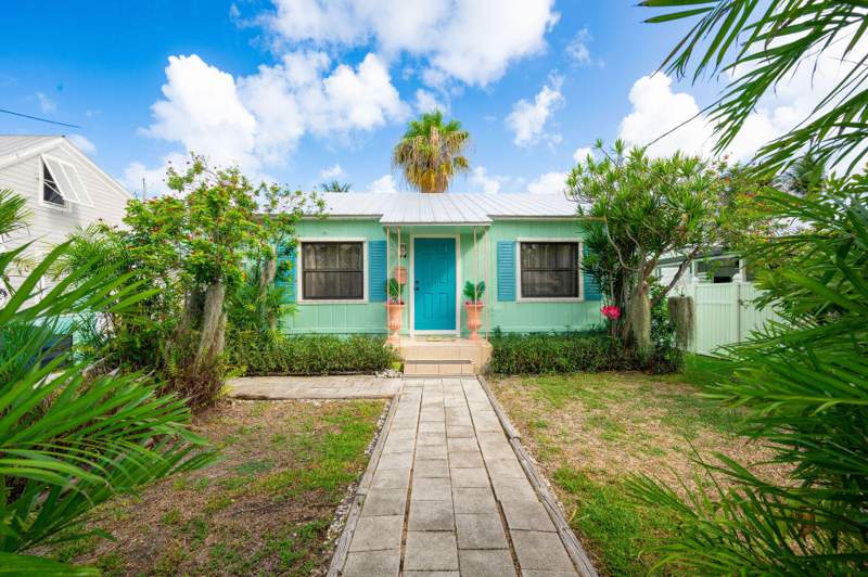 3 bedroom Single Family Residence at 2005 Fogarty Avenue, Key West Realty Cos Sub (3.0), Key West — photo 2