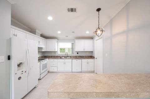 96 John Street, Summerland Key FL - photo 9 of 22