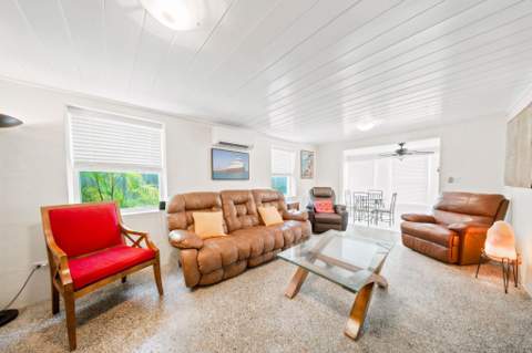 235 Tarpon Street, Key Largo FL - photo 10 of 35