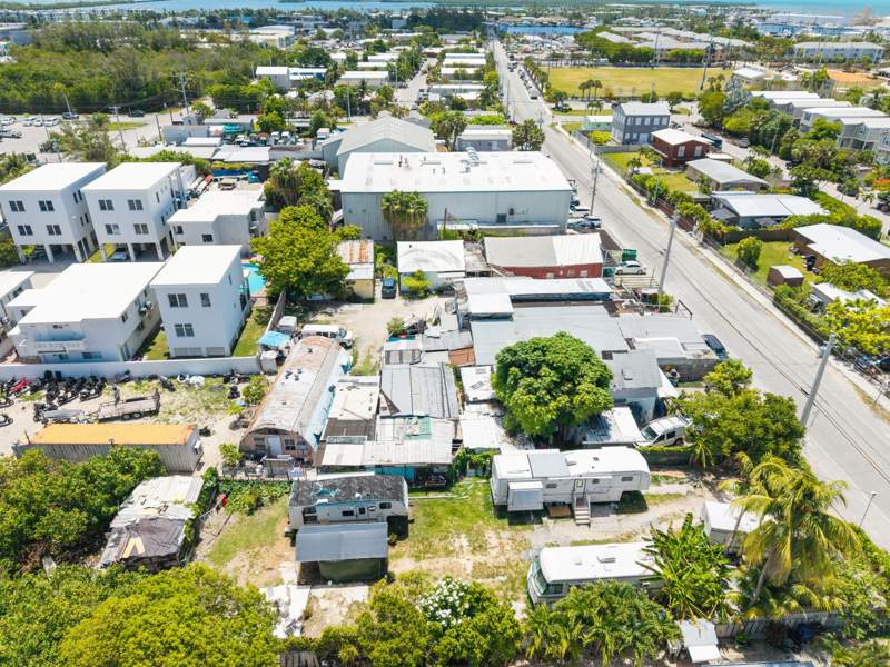6 bedroom Multi-Units at 5331 5th Avenue, Maloney Sub (5.0), Stock Island — photo 2