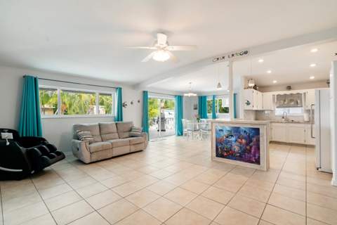 1210 Cactus Street, Key Largo FL - photo 12 of 40