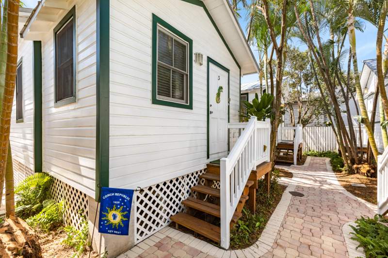 1 bedroom Condominium at 308 Margaret Street #3, Old Town - Unlisted (1.0), Key West — photo 2