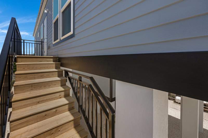 4 bedroom Single Family Residence at 49G Miriam Street, Lincoln Gard. No. 2 (5.0), Stock Island — photo 3