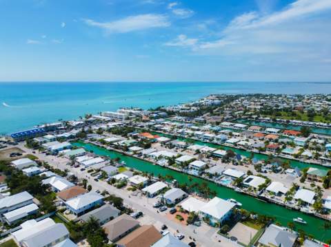 341 3rd Street, Key Colony FL - photo 10 of 42