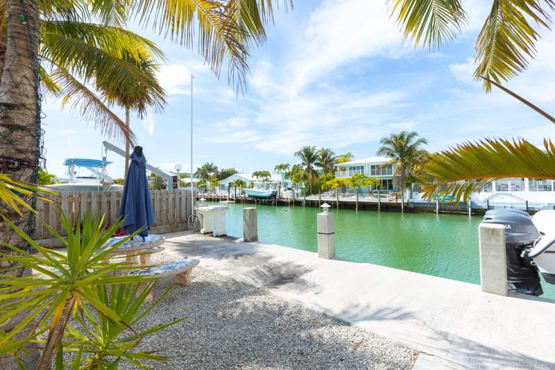 2 bedroom Half Duplex at 341 3rd Street, Key Colony Beach (53.5), Key Colony — photo 2