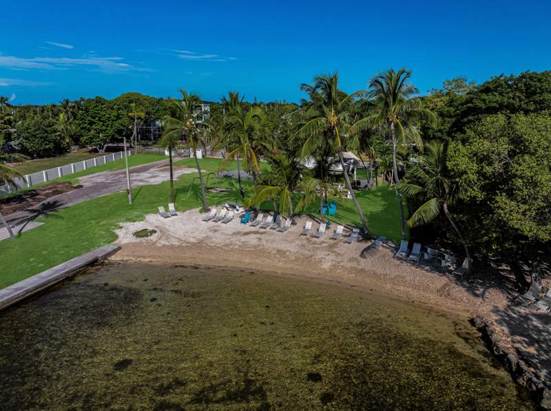 3 bedroom Single Family Residence at 19 SE Marlin Avenue, Largo Sound Park (103.5), Key Largo — photo 3