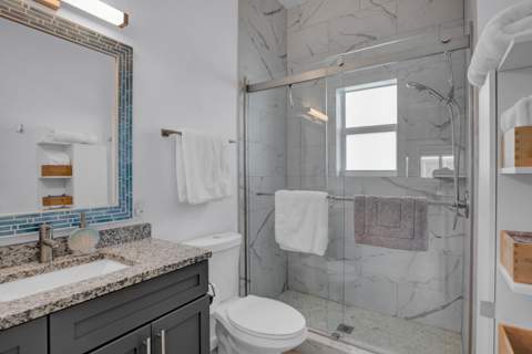 10877 Overseas Highway #Apt 35, Marathon FL - photo 12 of 49