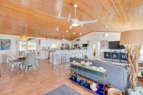 1518 Sunrise Drive, Big Pine Key FL - photo 18 of 56