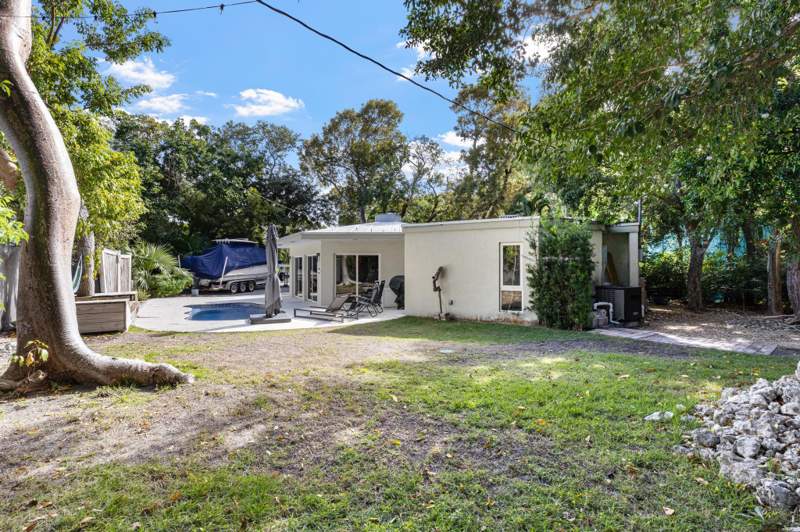 3 bedroom Single Family Residence at 157 Navajo Street, Indian Harbor (89.0), Plantation Key — photo 4