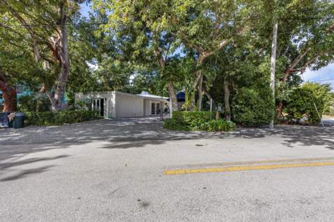 157 Navajo Street, Plantation Key FL - photo 8 of 44