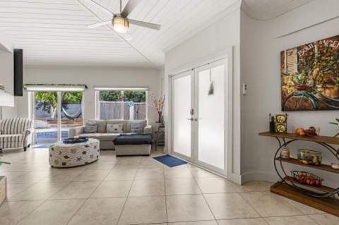 157 Navajo Street, Plantation Key FL - photo 15 of 44
