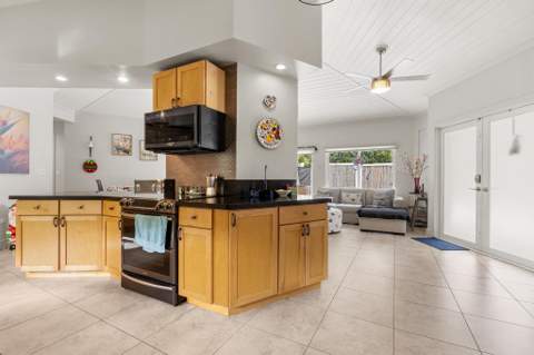 157 Navajo Street, Plantation Key FL - photo 21 of 44