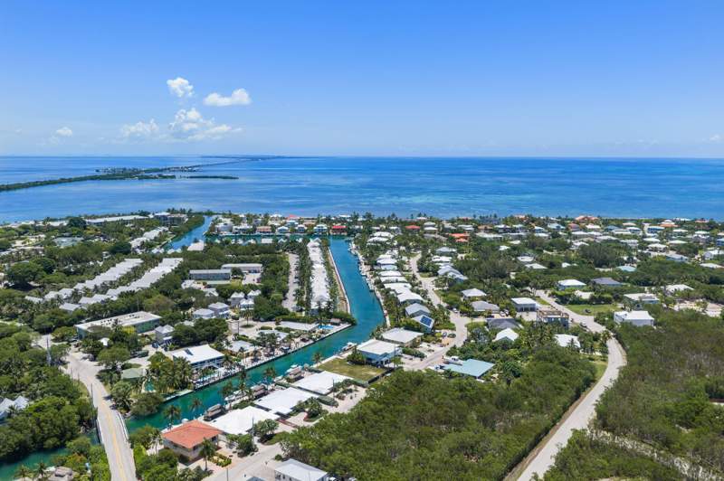 4 bedroom Duplex at 126 N Indies Drive, Toms Harbor (61.0), Duck Key — photo 4