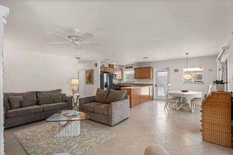 126 N Indies Drive, Duck Key FL - photo 11 of 44