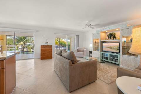 126 N Indies Drive, Duck Key FL - photo 13 of 44