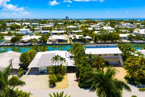 440 11Th Street, Key Colony FL - photo 8 of 45