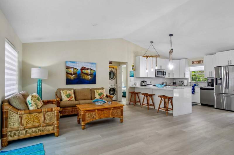 3 bedroom Single Family Residence at 119 Peace Avenue, Dove Creek (94.0), Key Largo — photo 5