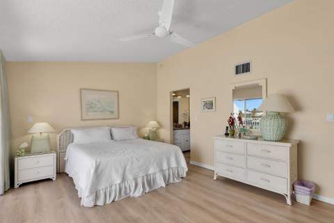 95 Coco Plum Drive #2D, Marathon FL - photo 21 of 45