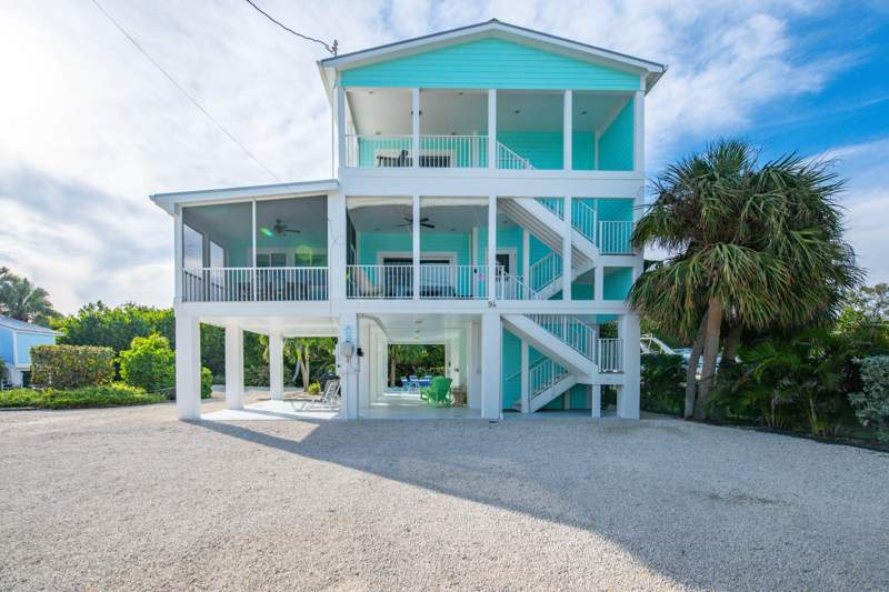 5 bedroom Single Family Residence at 94 Sacarma Drive, Sacarma Bay (21.0), Cudjoe Key — photo 2