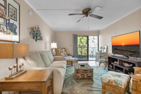 201 E Ocean Drive #1-211, Key Colony FL - photo 18 of 56