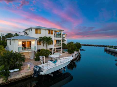 202 Plantation Shores Drive, home for sale in Plantation Key 33070