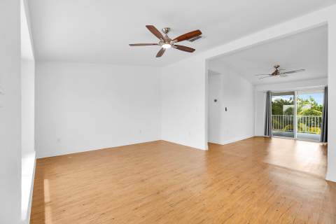 203 Peachtree Avenue, Marathon FL - photo 12 of 48