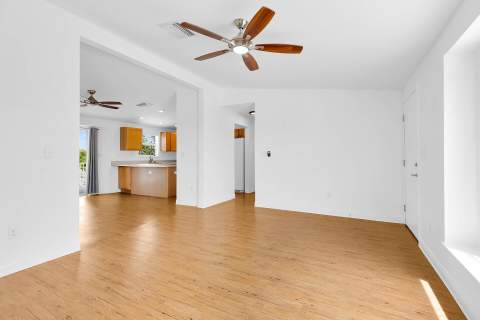 203 Peachtree Avenue, Marathon FL - photo 14 of 48