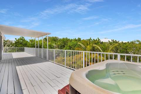 203 Peachtree Avenue, Marathon FL - photo 6 of 48