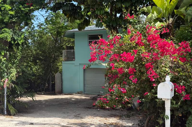 3 bedroom Single Family Residence at 360 Mahogany Drive, Pamela Villa (102.5), Key Largo — photo 2