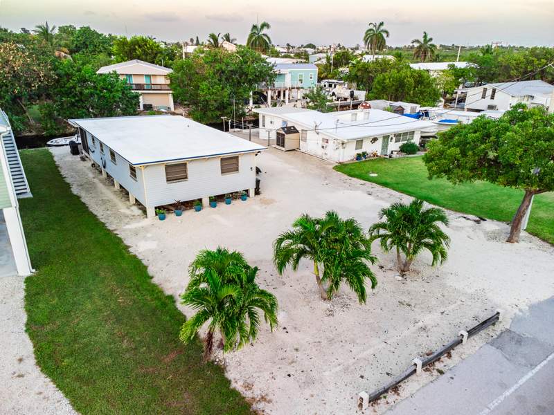 3 bedroom Single Family Residence at 711 State Road #4A, Mates Beach (28.5), Little Torch Key — photo 2