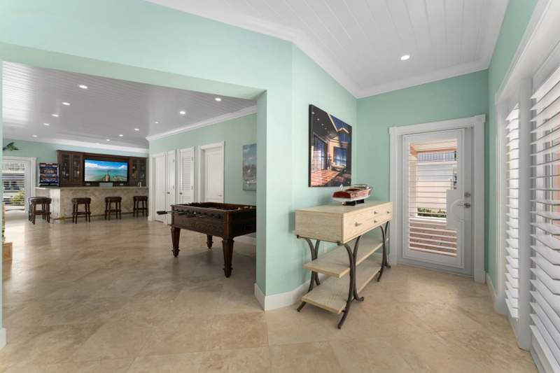 5 bedroom Single Family Residence at 109 Valencia Drive, Venetian Shores (86.0), Plantation Key — photo 5