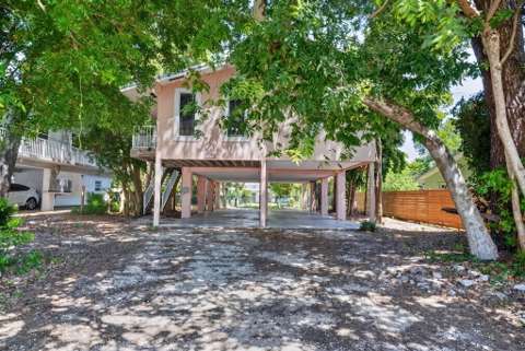 149 Pueblo Street, home for sale in Plantation Key 33070