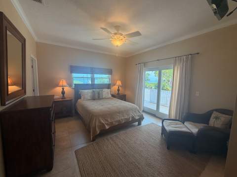 239 Plantation Avenue, Plantation Key FL - photo 13 of 20