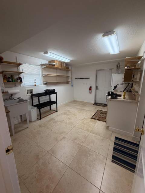 239 Plantation Avenue, Plantation Key FL - photo 8 of 20