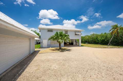 110 Avenue F, Big Coppitt FL - photo 7 of 49