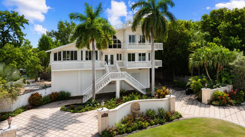 4 bedroom Single Family Residence at 168 Indian Mound Trail, Indian Waterways (89.0), Plantation Key — photo 5