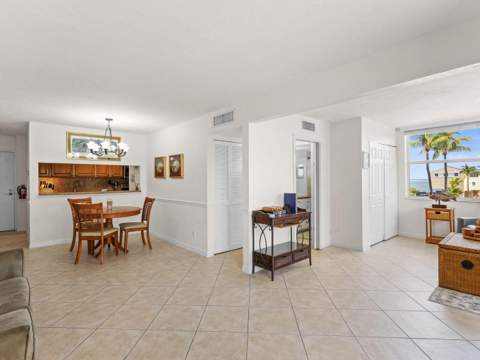 88500 Overseas Highway #208, Plantation Key FL - photo 13 of 44
