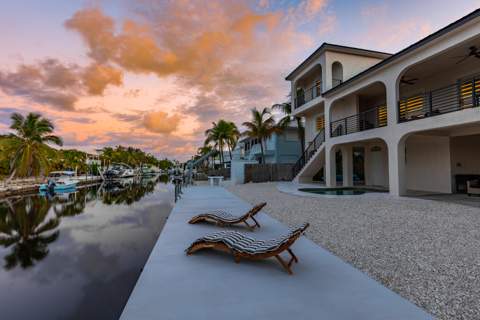 937 Gulf Drive, Summerland Key FL - photo 7 of 58
