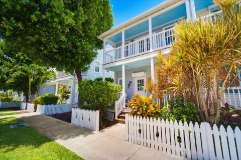7044 Harbor Village Drive, Duck Key FL - photo 6 of 50