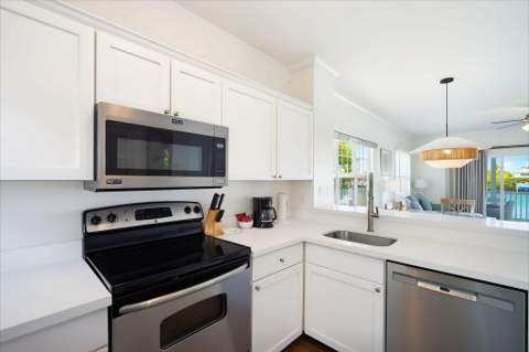 7044 Harbor Village Drive, Duck Key FL - photo 11 of 50